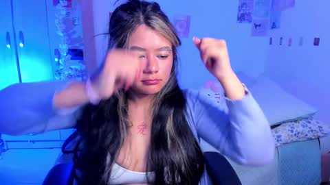 Stephanie  online show from 03/05/25, 12:59