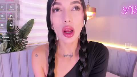 Stephany  online show from 05/13/26, 05:10