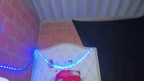 Anny online show from 10/25/25, 11:43