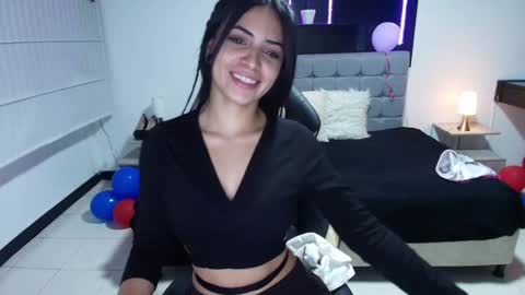 stephany_rodriguez_ online show from 02/20/25, 04:46