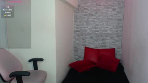 stephany_rodriguez_ online show from 09/22/25, 12:29