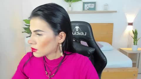 S T E P H A N Y A online show from 02/04/25, 12:11