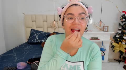 Stefanny online show from 01/04/25, 10:45