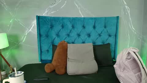 Stefanny online show from 03/22/26, 01:20