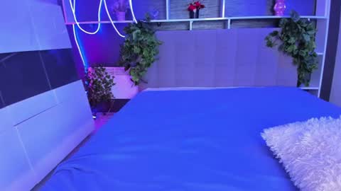 Snapshot of stephierousee chatting on 07/20/26, 10:39 Stephie online show from 07/20/26, 10:39