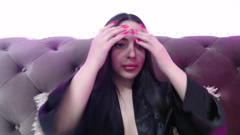 Snapshot of stepmommy19 chatting on 02/18/25, 08:47 StepMommy19 online show from 02/18/25, 08:47