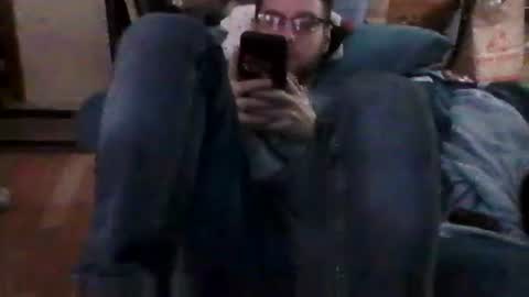 Ian23602 online show from 12/12/24, 01:21