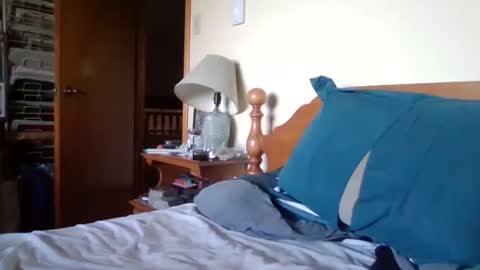 Ian23602 online show from 10/16/25, 12:28