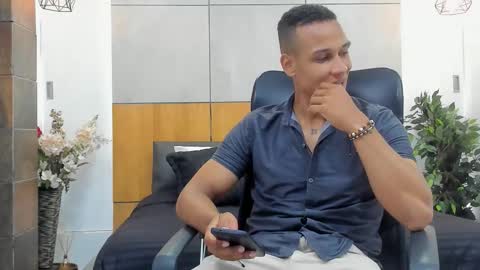 Snapshot of sterling_magnus chatting on 03/02/26, 08:04 online show from 03/02/26, 08:04