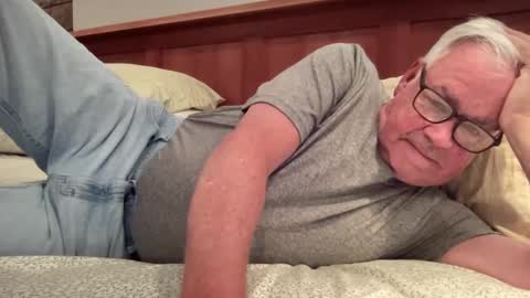 Steve online show from 10/19/25, 11:49