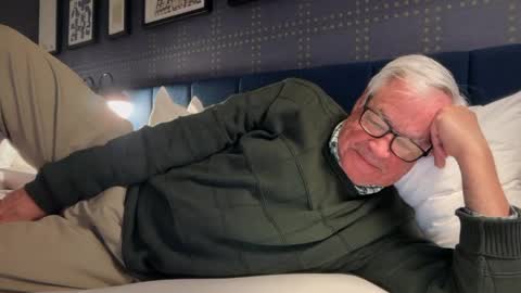 Steve online show from 04/16/26, 01:28