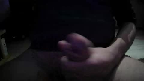 Snapshot of steve9925 chatting on 09/17/25, 05:25 steve9925 online show from 09/17/25, 05:25