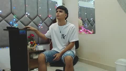 Steve Hotman  online show from 04/03/26, 01:20