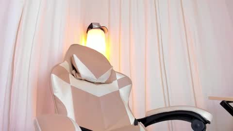 Snapshot of steven_starz chatting on 12/01/25, 04:39 Steven online show from 12/01/25, 04:39