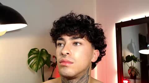 Daniel Steven Navarro online show from 03/16/26, 05:44