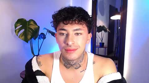 Daniel Steven Navarro online show from 03/19/26, 01:09