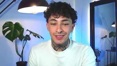 Daniel Steven Navarro online show from 03/20/26, 01:43