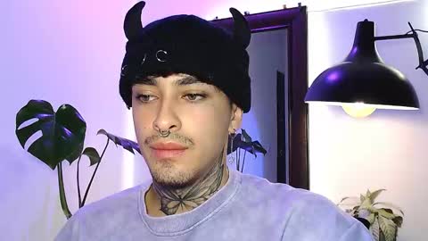 Daniel Steven Navarro online show from 03/24/26, 03:44