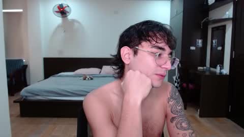 Alex   online show from 01/07/25, 03:14