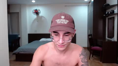 Snapshot of steveoceanbeanhuge chatting on 01/20/25, 02:46 Alex online show from 01/20/25, 02:46