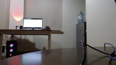 Snapshot of steveoceanbeanhuge chatting on 01/22/25, 04:23 Alex online show from 01/22/25, 04:23