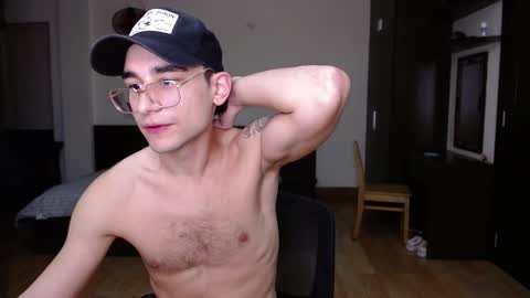 Snapshot of steveoceanbeanhuge chatting on 02/27/25, 08:42 Alex online show from 02/27/25, 08:42