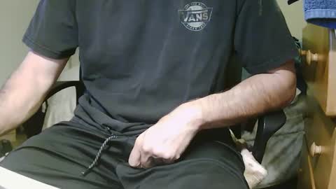 Chillguy online show from 10/13/25, 04:01