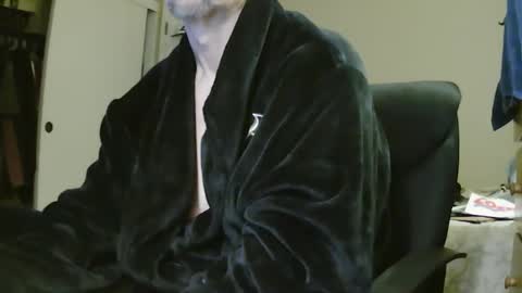 Chillguy online show from 05/20/26, 04:40