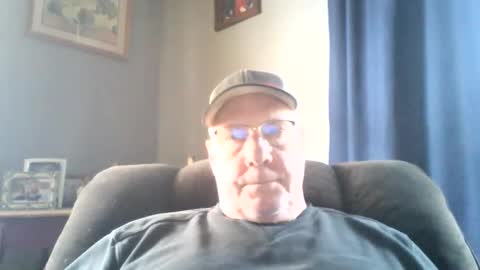 bobby online show from 01/30/25, 05:06