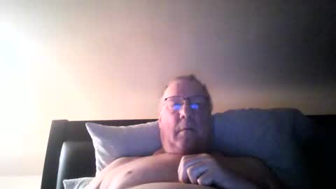 bobby online show from 02/14/25, 10:49