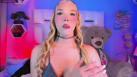 Steisee Reyes online show from 09/26/25, 01:20