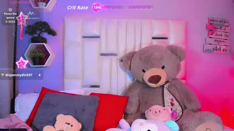 Steisee Reyes online show from 10/18/25, 05:43