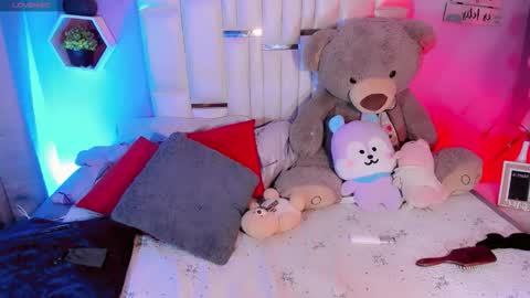 Steisee Reyes online show from 02/03/26, 06:40