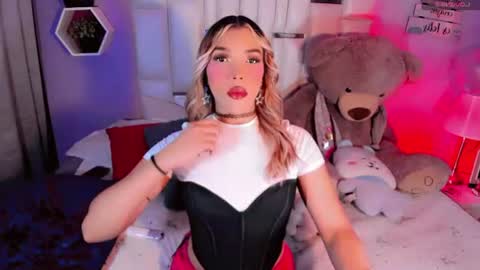 Steisee Reyes online show from 07/01/26, 06:59