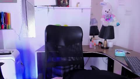 Manuel online show from 05/27/26, 07:22