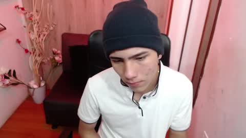 Snapshot of stich_23 chatting on 02/12/26, 12:44 Stich online show from 02/12/26, 12:44