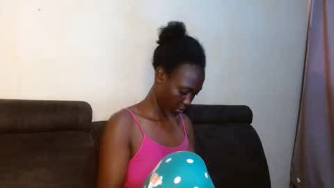 Snapshot of sticklavah chatting on 10/25/25, 06:54 sticklavah online show from 10/25/25, 06:54