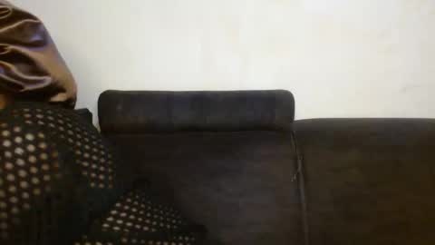 Snapshot of sticklavah chatting on 12/15/25, 03:33 sticklavah online show from 12/15/25, 03:33