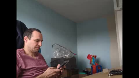 Snapshot of stickolive1 chatting on 10/19/25, 03:23 stickolive1 online show from 10/19/25, 03:23