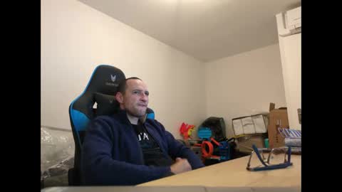 stickolive1 online show from 03/26/26, 11:32