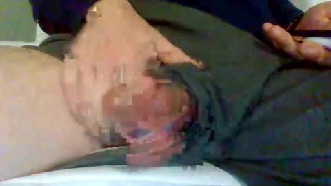 Snapshot of stickylittletoes chatting on 03/31/26, 03:01 Wakeandbaked online show from 03/31/26, 03:01