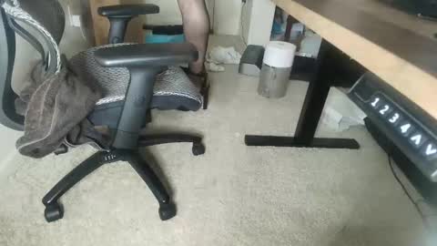 Snapshot of stilettodoll chatting on 10/28/25, 08:40 StilettoDoll online show from 10/28/25, 08:40