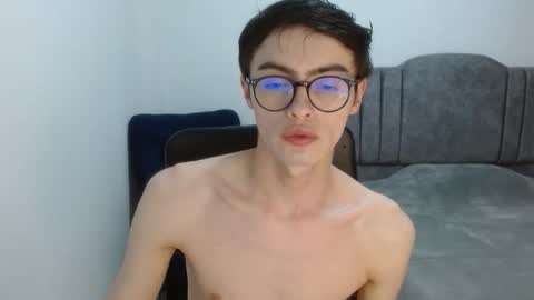 Snapshot of stiv_grant chatting on 05/20/26, 12:39 stiv_grant online show from 05/20/26, 12:39