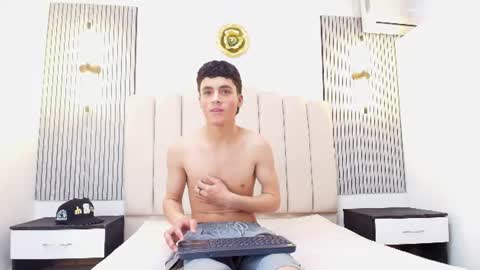 stiven_cooper2 online show from 06/11/26, 02:26