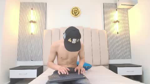 stiven_cooper2 online show from 06/13/26, 12:14