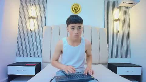 stiven_cooper2 online show from 06/23/26, 12:25