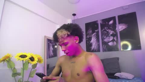 Stiven  online show from 10/06/25, 07:44