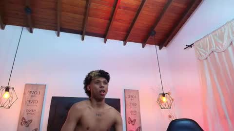 Stiven  online show from 11/22/25, 07:46