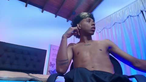 Stiven  online show from 12/01/25, 08:03