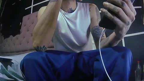 stiven online show from 10/01/25, 08:42